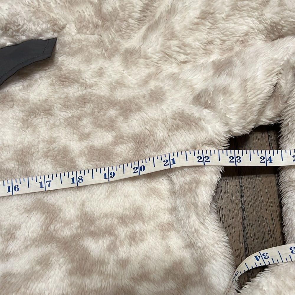 Gerry Teddy Coat Sweater - Picture 10 of 11